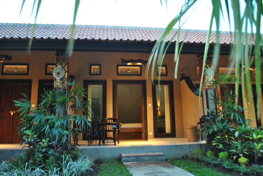 Pondok Rahayu Guest House เปมูเตรัน ภายนอก รูปภาพ